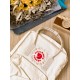 超人氣!!~奶油白色 Fjallraven Kanken –  Light Oak / Dazzling Jasmine Classic Size
